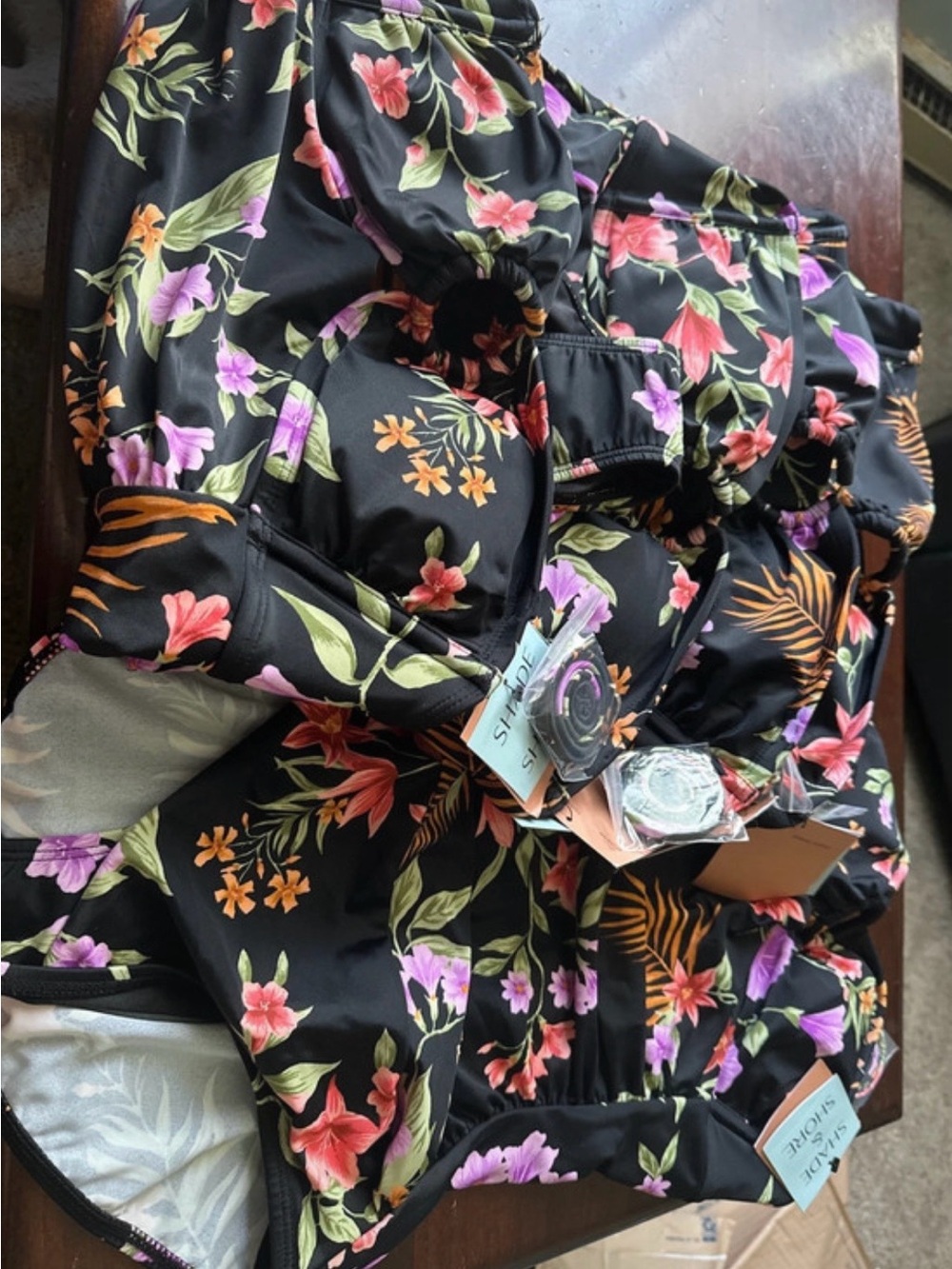 Shade & Shore Black Floral One-Piece Swim Suits “5 Piece Set” NWT size Small